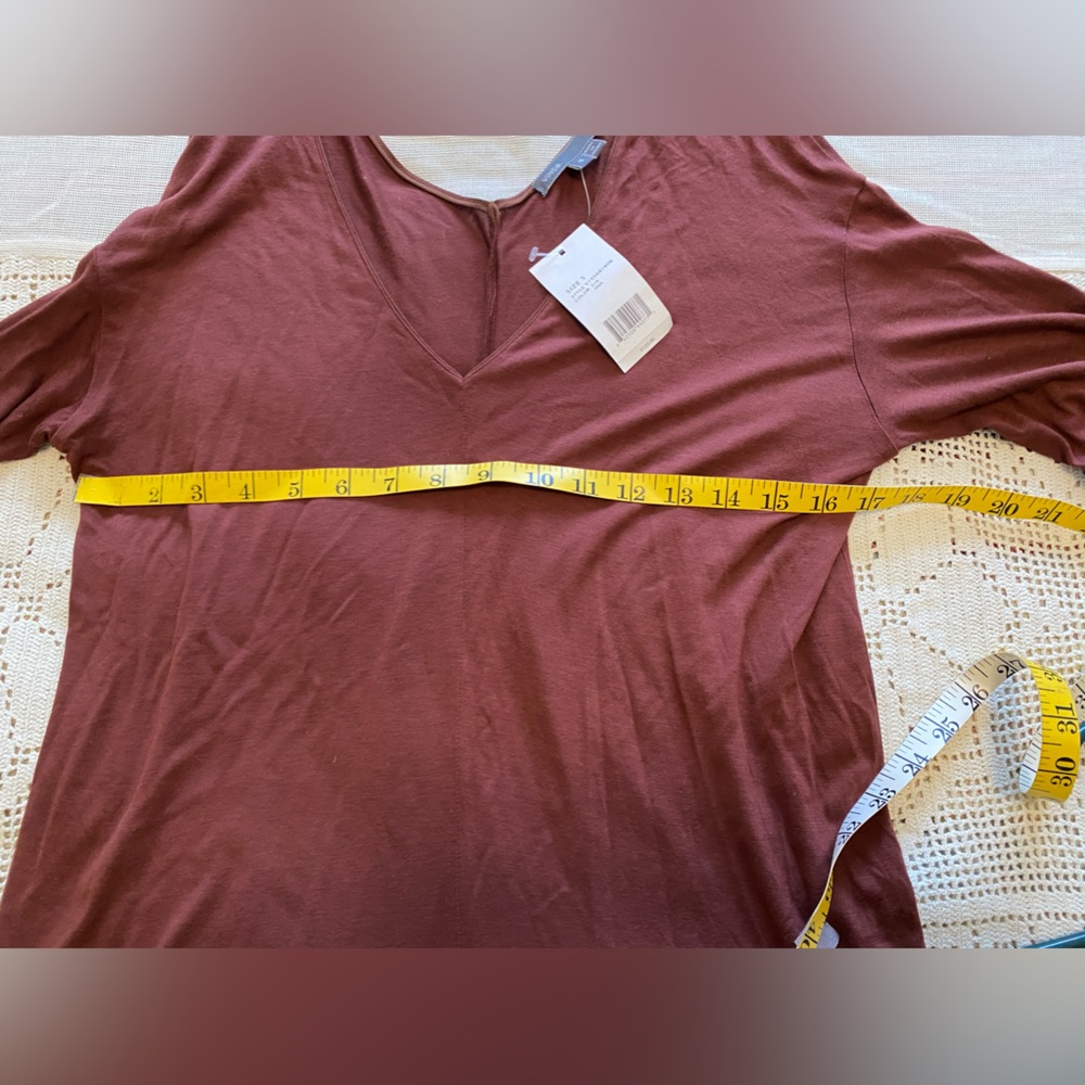 NWT Vince brown/burgundy long sleeve v-neck tee in size small - Picture 3 of 6